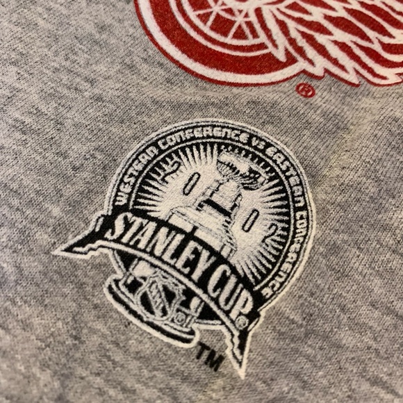 Vintage 2002 NHL Detroit Red Wings Champions shirt - Picture 3 of 5